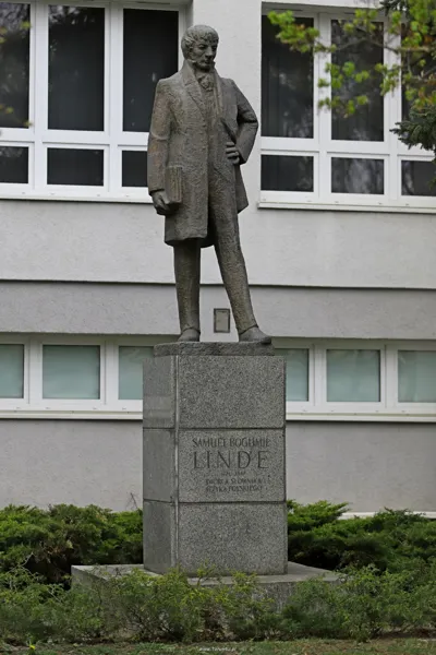 Pomnik Samuela Bogumiła Lindego